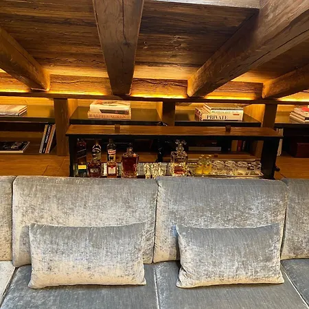 Luxury Floor Style