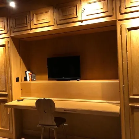 Luxury Floor Style Apartment Gstaad